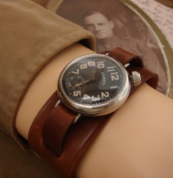 Men’s 1915 Illinois Trench Watch w/ Black Dial