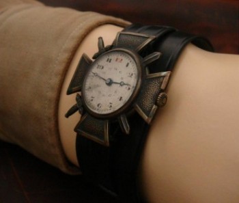 Men’s 1918 Rare Croix de Guerre Bronze Watch