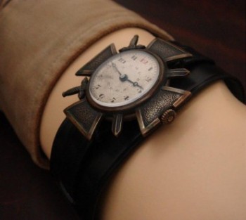 Men’s 1918 Rare Croix de Guerre Bronze Watch