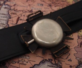 Men’s 1918 Rare Croix de Guerre Bronze Watch