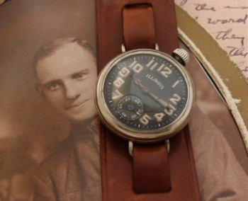 Men’s 1915 Illinois Trench Watch w/ Black Dial