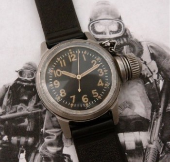 Men’s 1951 Elgin UDT ‘Frogman’ Canteen Military Dive Watch