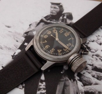 Men’s 1951 Elgin UDT ‘Frogman’ Canteen Military Dive Watch
