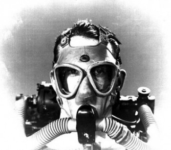 Men’s 1951 Elgin UDT ‘Frogman’ Canteen Military Dive Watch