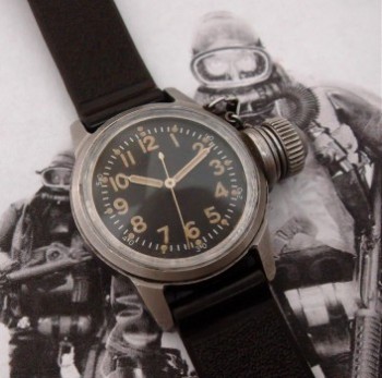 Men’s 1951 Elgin UDT ‘Frogman’ Canteen Military Dive Watch