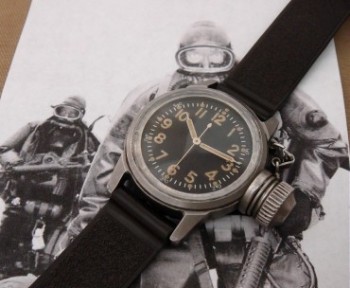 Men’s 1951 Elgin UDT ‘Frogman’ Canteen Military Dive Watch