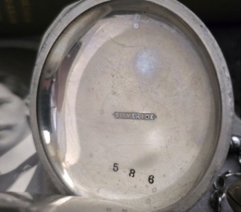 Men’s 1882 Illinois Pocket Watch w/Sterling Chain, Fob