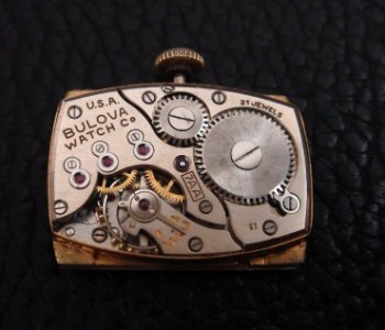 Men’s 1953 Bulova Dress Watch in 14k Gold
