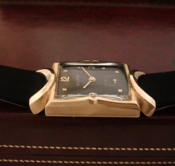 Men’s 1953 Bulova Dress Watch in 14k Gold