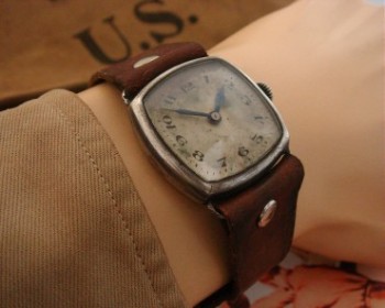 Men’s 1918 AEF/Air Service Engraved Wristwatch