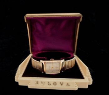 Men’s 1958 Bulova 21 Ruby Jeweled Dress Wristwatch