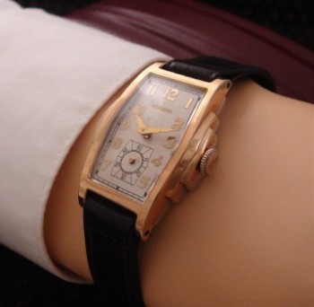 Men’s 1933 Bulova Dress Wristwatch
