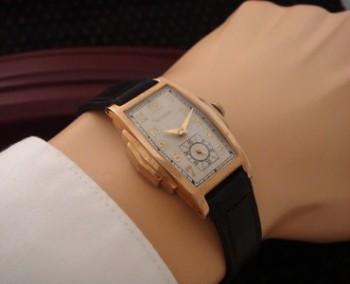 Men’s 1933 Bulova Dress Wristwatch