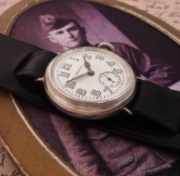 Men’s 1915 Waltham Wire Lug Trench Watch