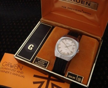 Men’s 1964 Gruen Stainless Watch w/Box, Papers