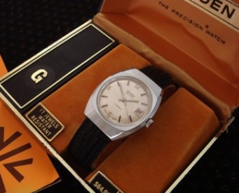 Men’s 1964 Gruen Stainless Watch w/Box, Papers