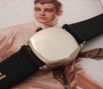 Men’s 1928 Elgin Dress Wristwatch