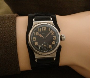 Men’s 1919 Elgin Trench Watch w/Black Dial