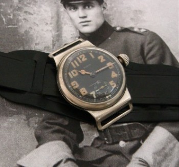 Men’s 1919 Elgin Trench Watch w/Black Dial