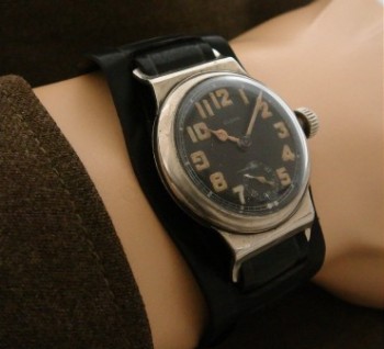 Men’s 1919 Elgin Trench Watch w/Black Dial