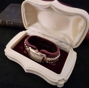 Men’s 1940 Bulova Dress Watch w/Box