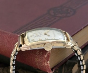 Men’s 1940 Bulova Dress Watch w/Box