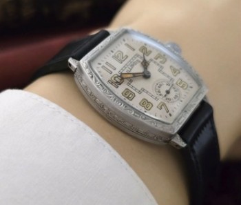 Men’s 1930 Illinois Oversized Dress Watch