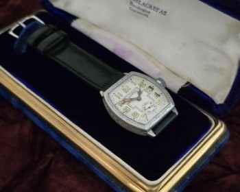 Men’s 1930 Illinois Oversized Dress Watch