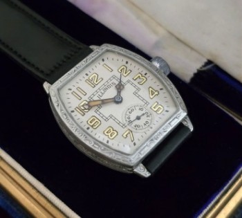 Men’s 1930 Illinois Oversized Dress Watch