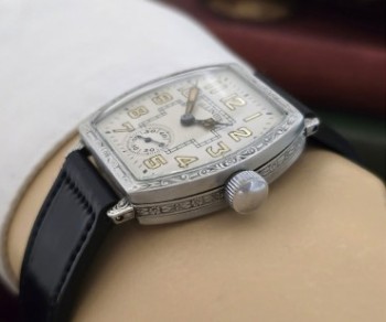 Men’s 1930 Illinois Oversized Dress Watch