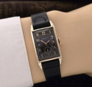 Men’s 1939 Gruen Dress Watch w/Black Dial