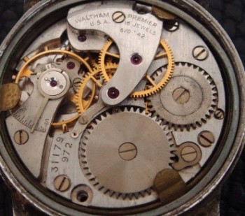 Men’s 1944 Waltham A-11 Aviator’s Wristwatch