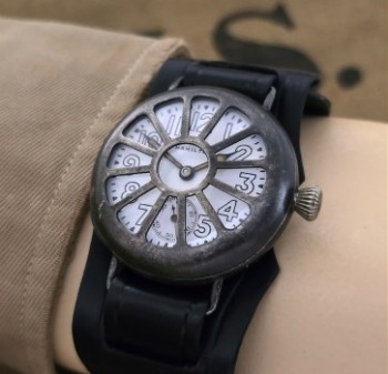 Men’s 1919 Hamilton Rare Trench Watch w/Shrapnel Guard