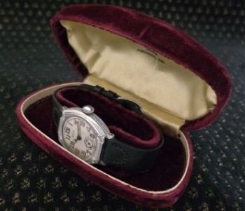 Men’s 1926 Elgin Chrome Dress Watch w/ Period Box