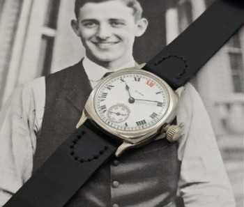 Men’s 1928 Elgin Dress Watch w/Roman Numerals