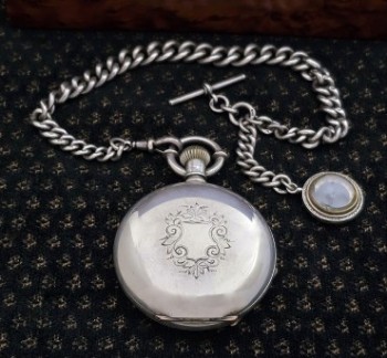 Men’s 1902 Illinois Hunter Case Pocket Watch w/Chain