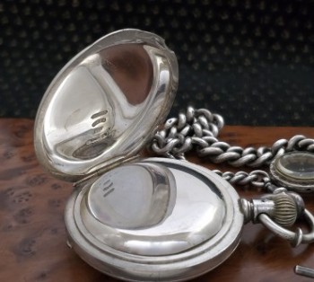 Men’s 1902 Illinois Hunter Case Pocket Watch w/Chain