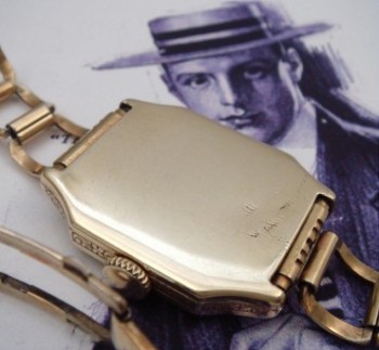 Men’s 1925 Elgin Wristwatch w/Bracelet Band