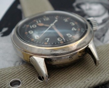 Men’s 1944 Hamilton WWII Navy Pilot’s Watch