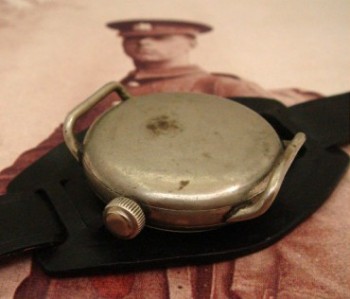 Men’s 1919 Elgin Oversized Trench Watch w/ Strap