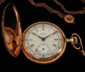 Ladies 1901 Elgin Tri-Color Gold Pendant Watch w/Chain