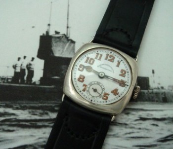Men’s 1925 WWI Submarine Presentation Watch